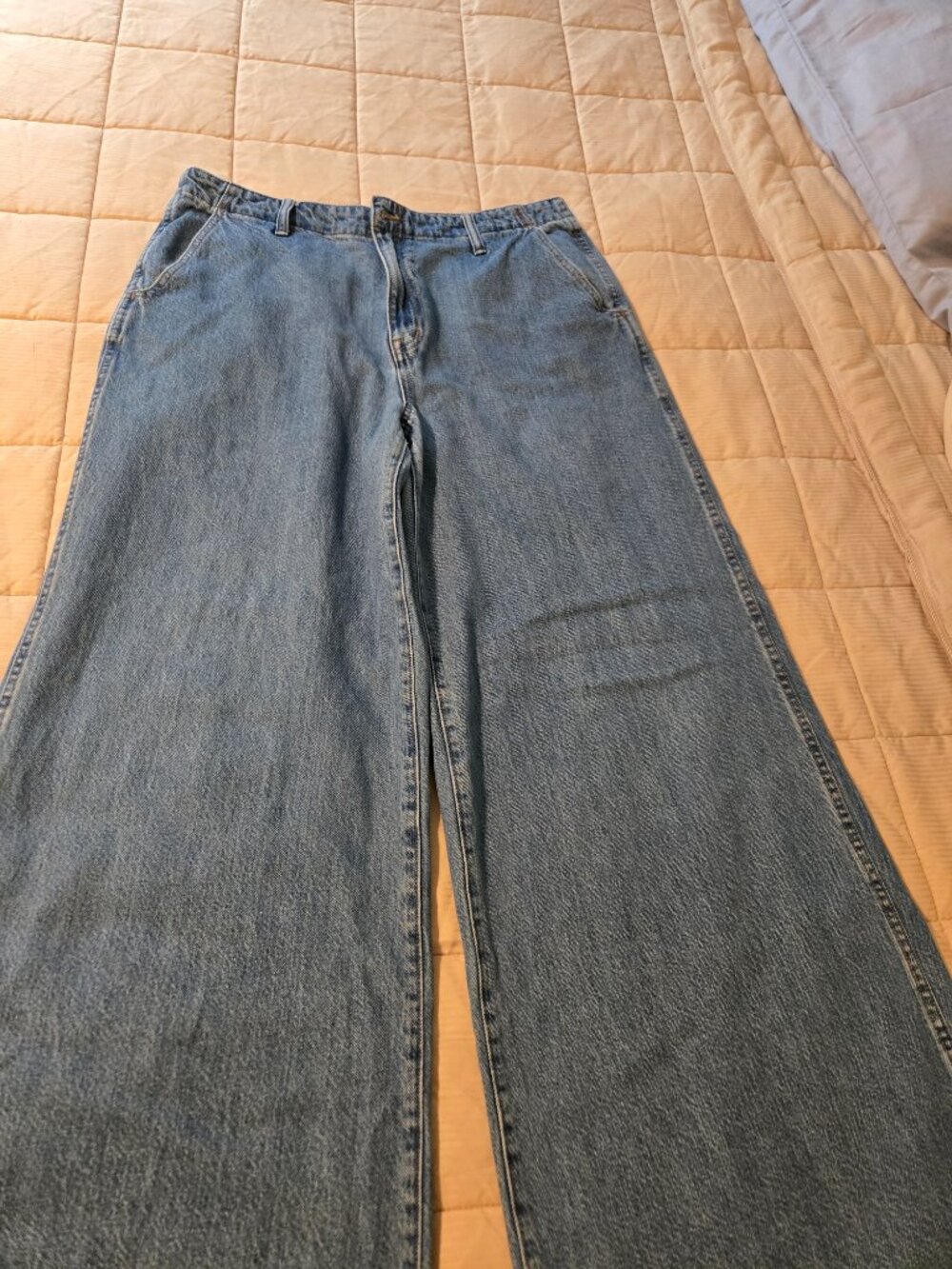 Madewell wide sweep Flare Jeans - Picture 6 of 8